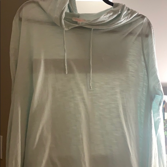 Flowy Lightweight Hoodie - Picture 2 of 7